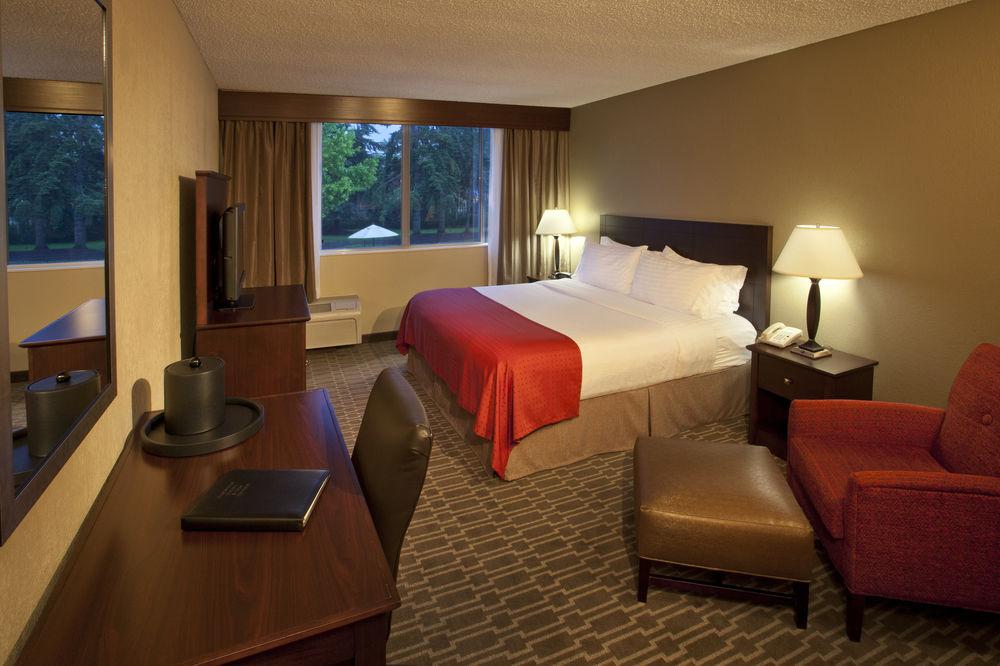Fairfield By Marriott 3*