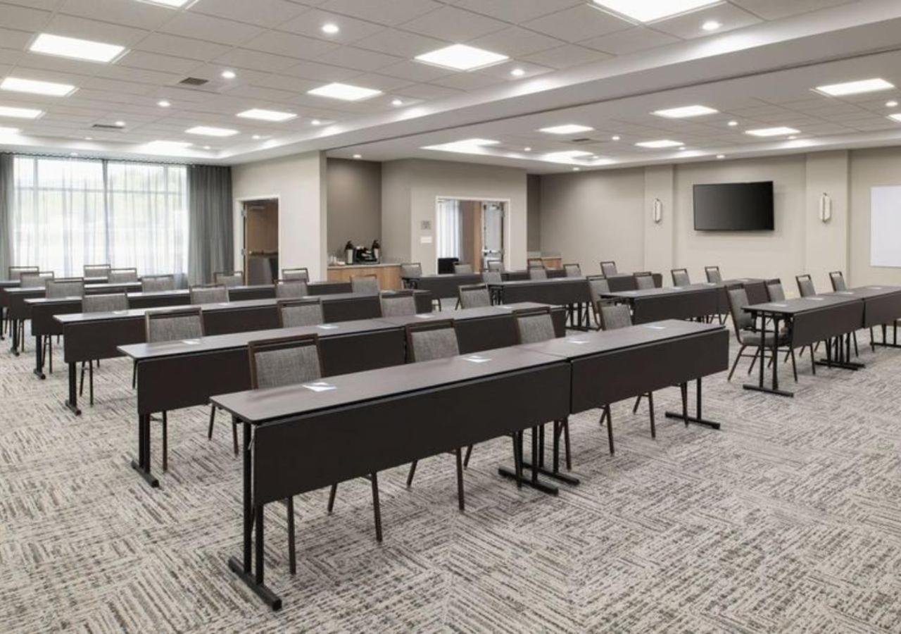 Fairfield By Marriott Hotel 3*