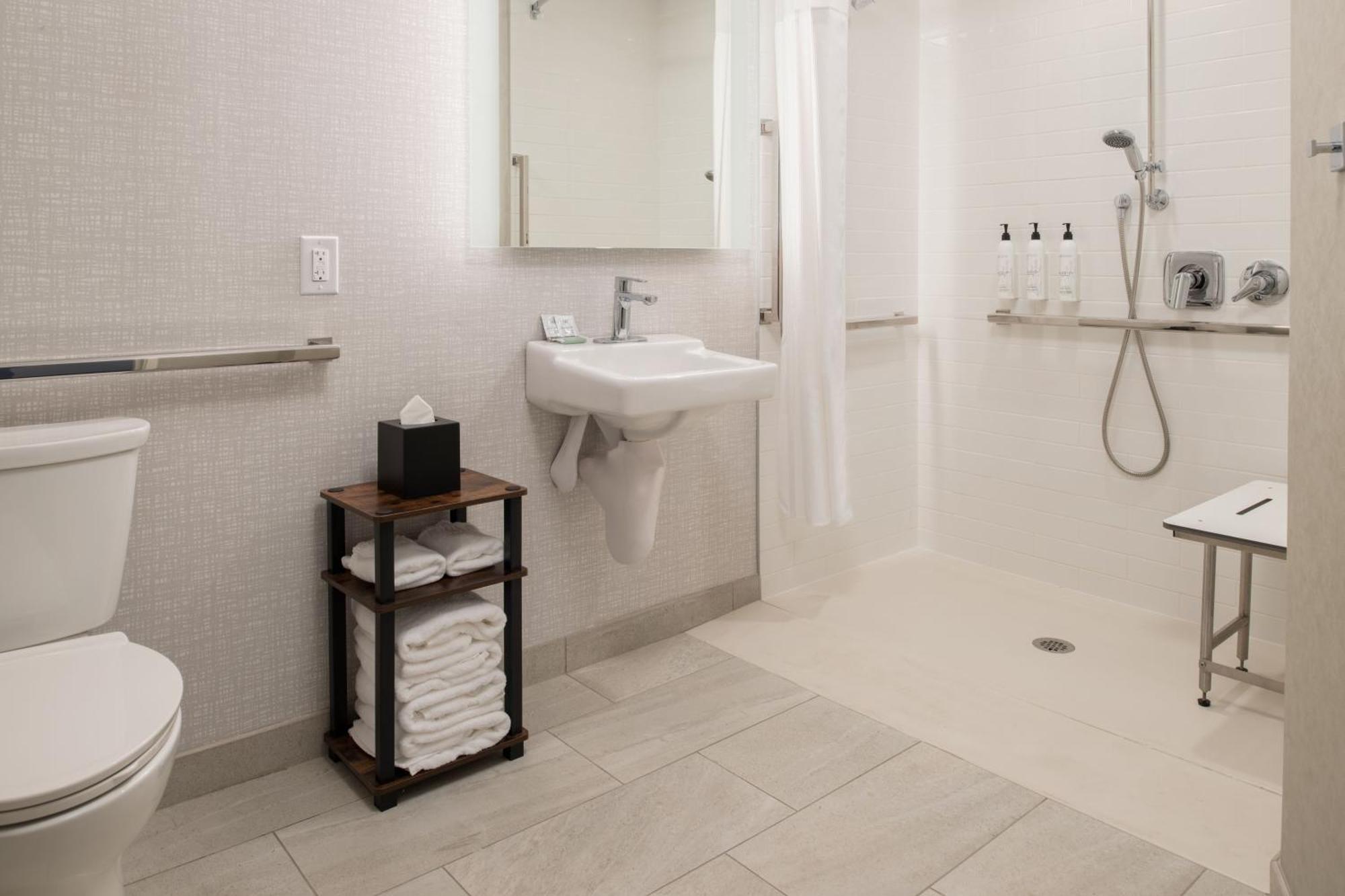 Fairfield By Marriott Hotel 3*