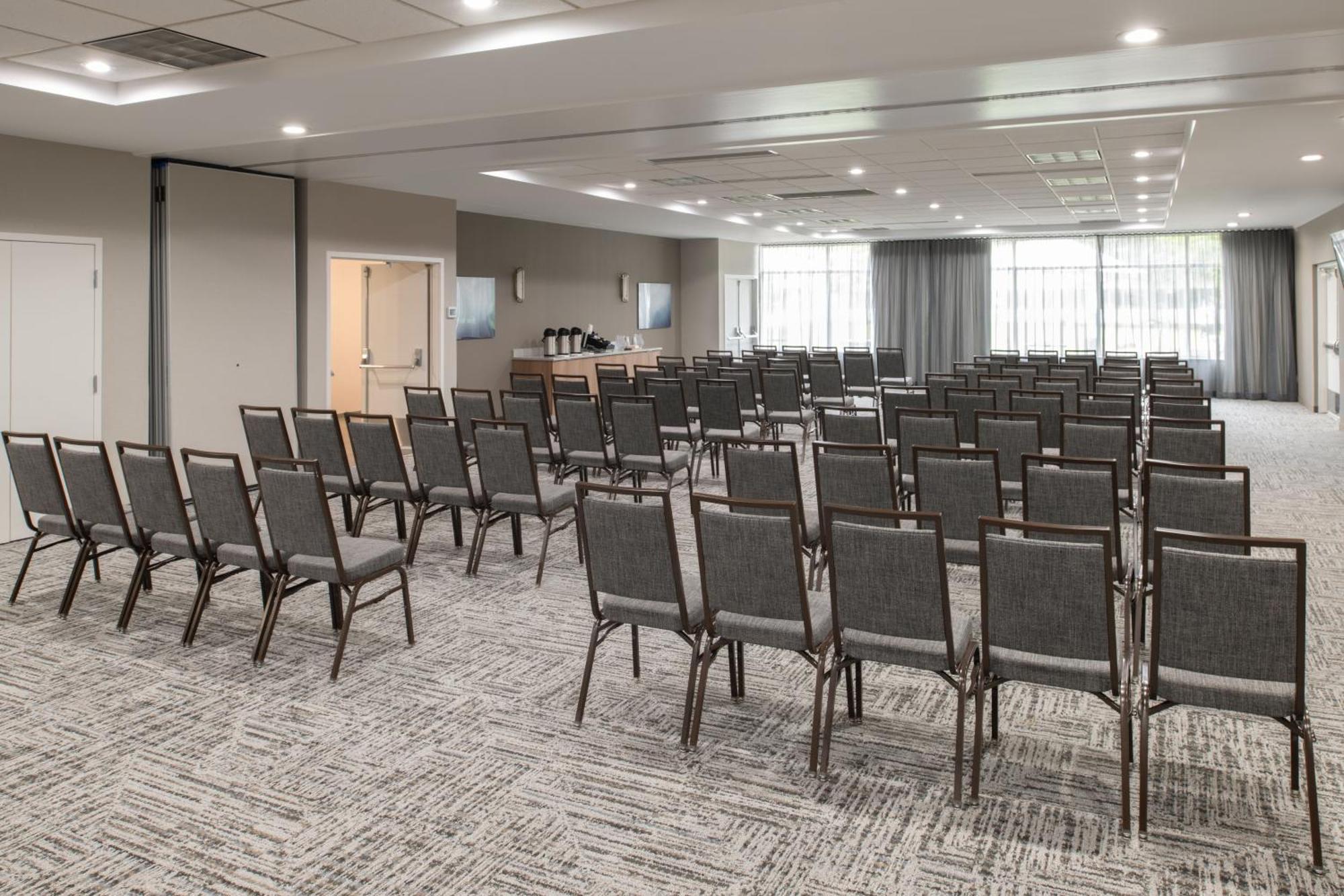 Fairfield By Marriott 3*